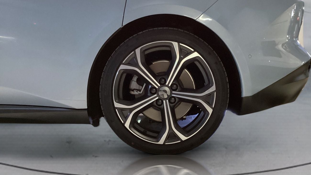 Nio ET5 BEV 100KWH AUTO LONG RANGE | Guaranteed Warranty | 0 Down Payment