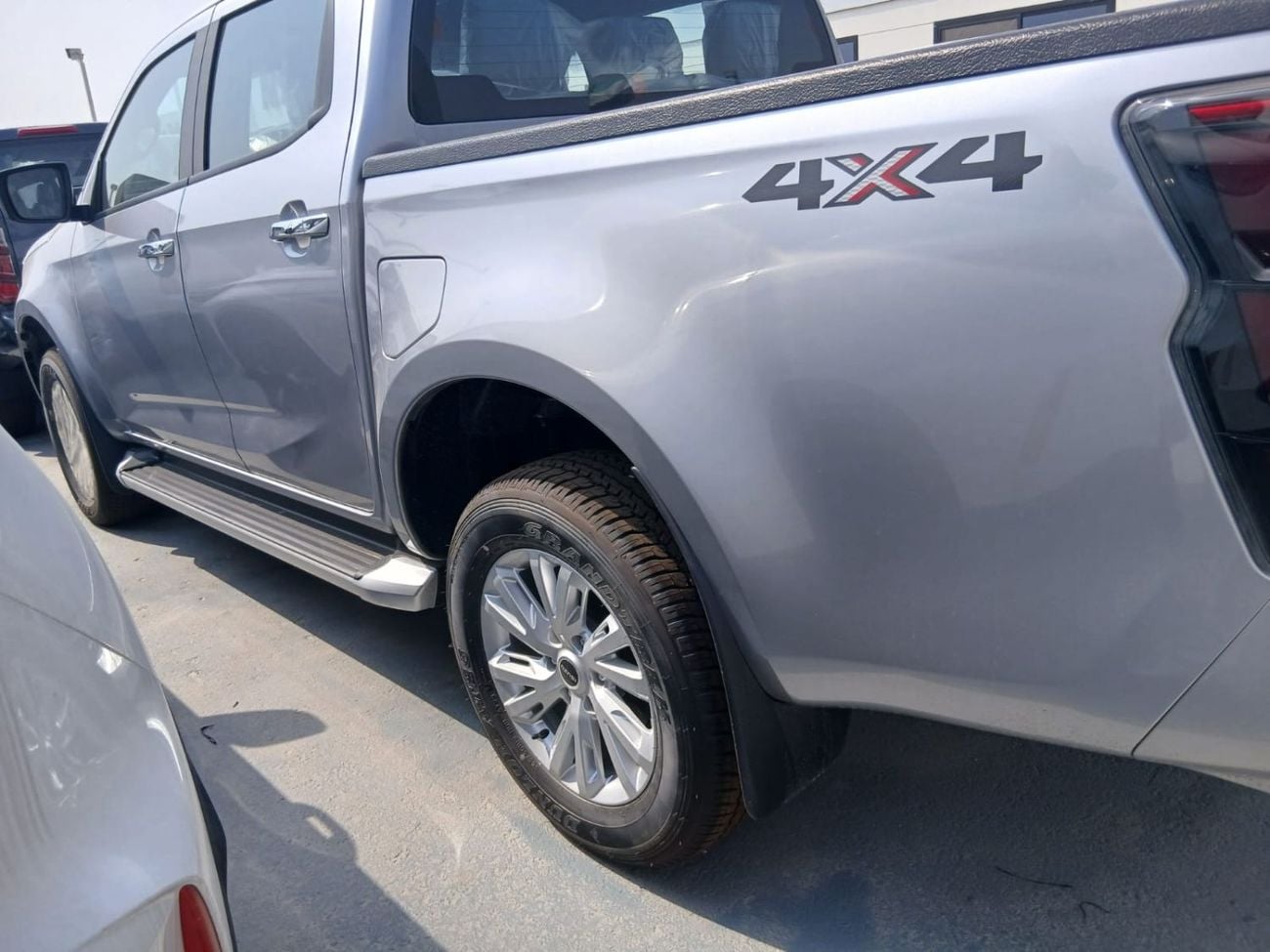 Isuzu D-MAX Isuzu D-MAX ISUZU D-MAX 3.0 LS Crew Cab 4×4 Automatic 2027