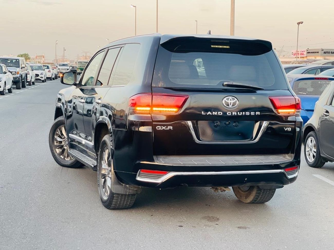 Toyota Land Cruiser Toyota landcuriser GXR V8  2014  upgrade inside & outside 2024 shape full option