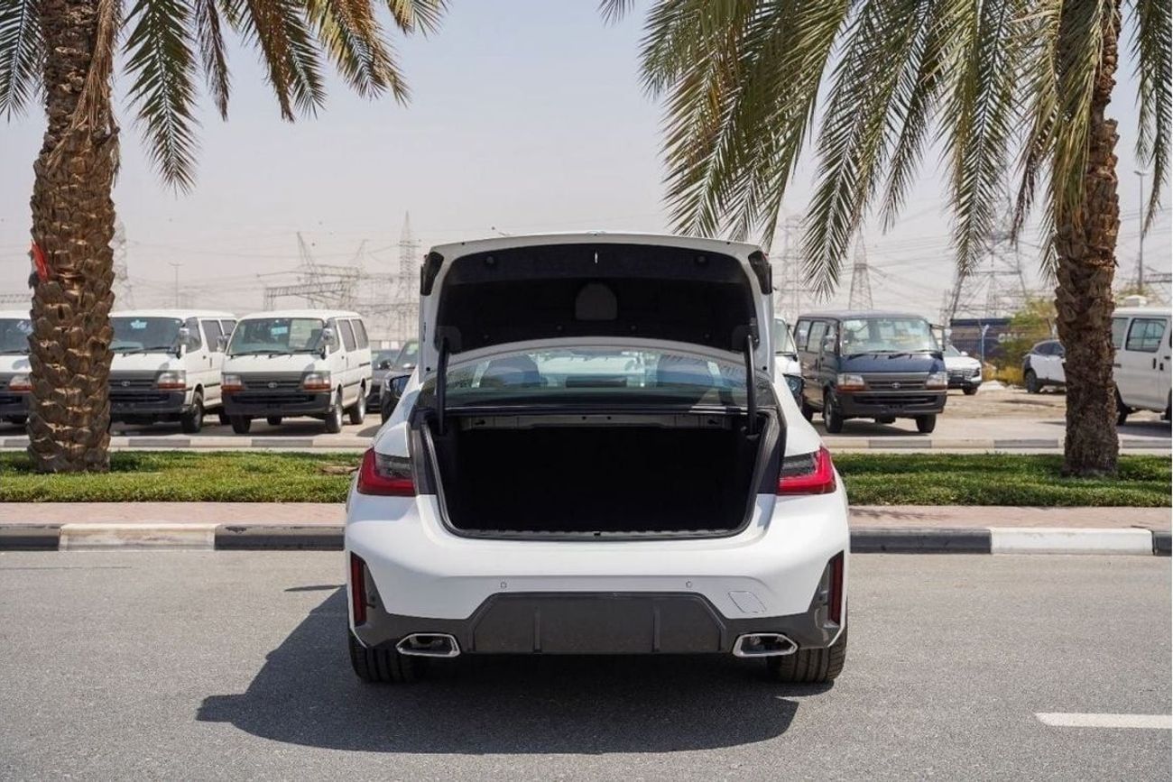 BMW 325 2025 BMW 325i M-sport kit 2.0L