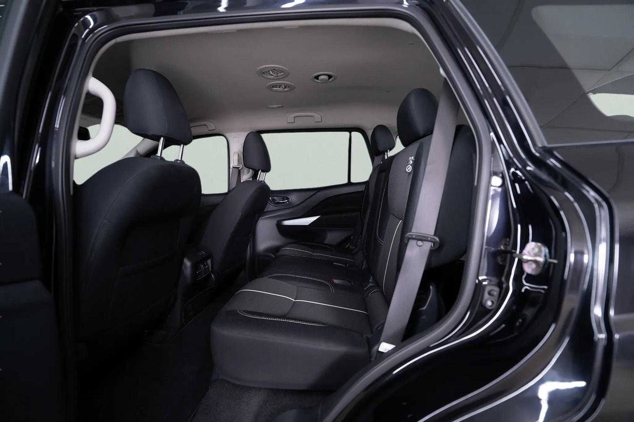 Nissan XTerra Titanium 2.5L RWD TITANIUM 2.5