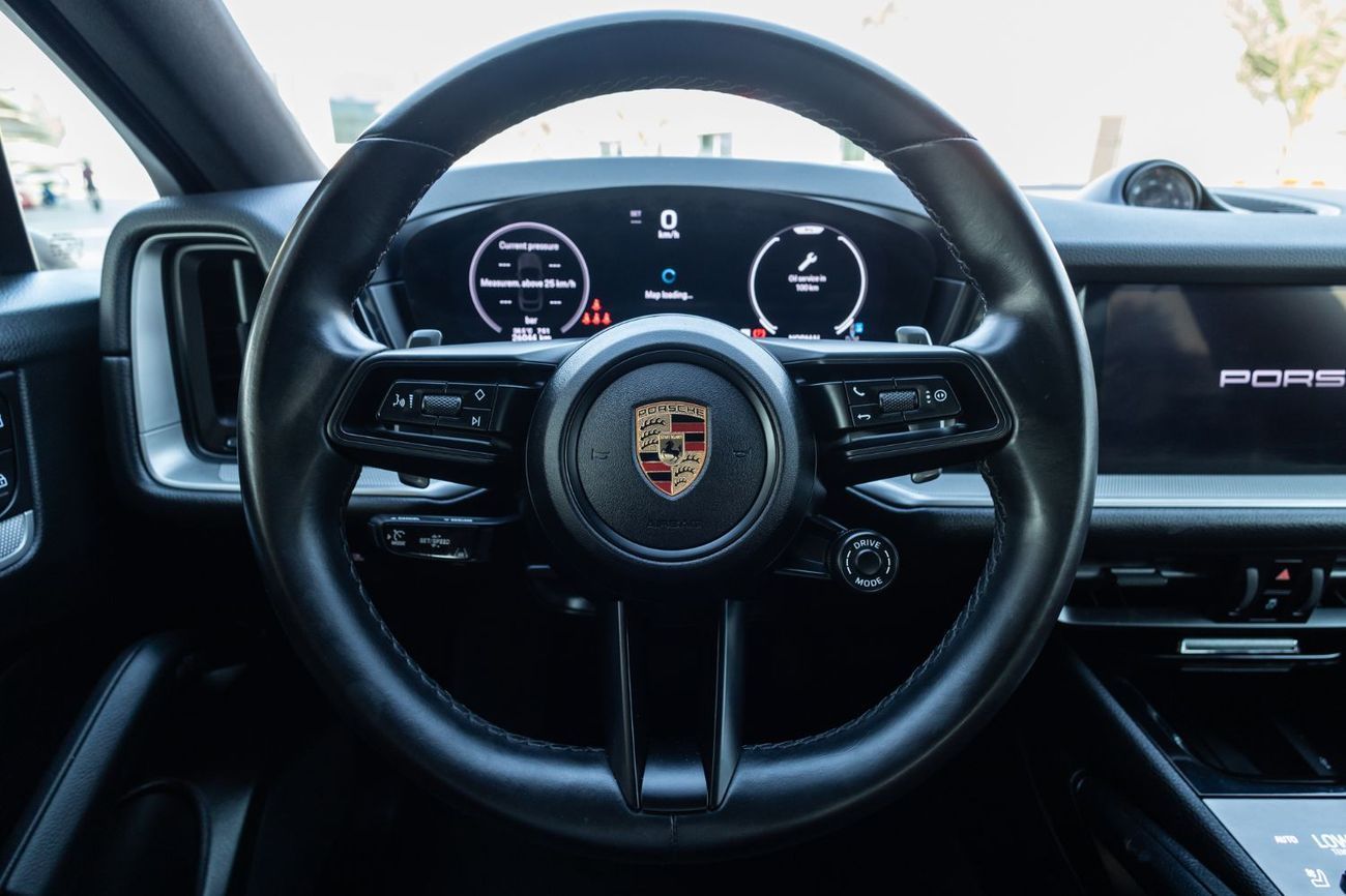 Porsche Cayenne Base