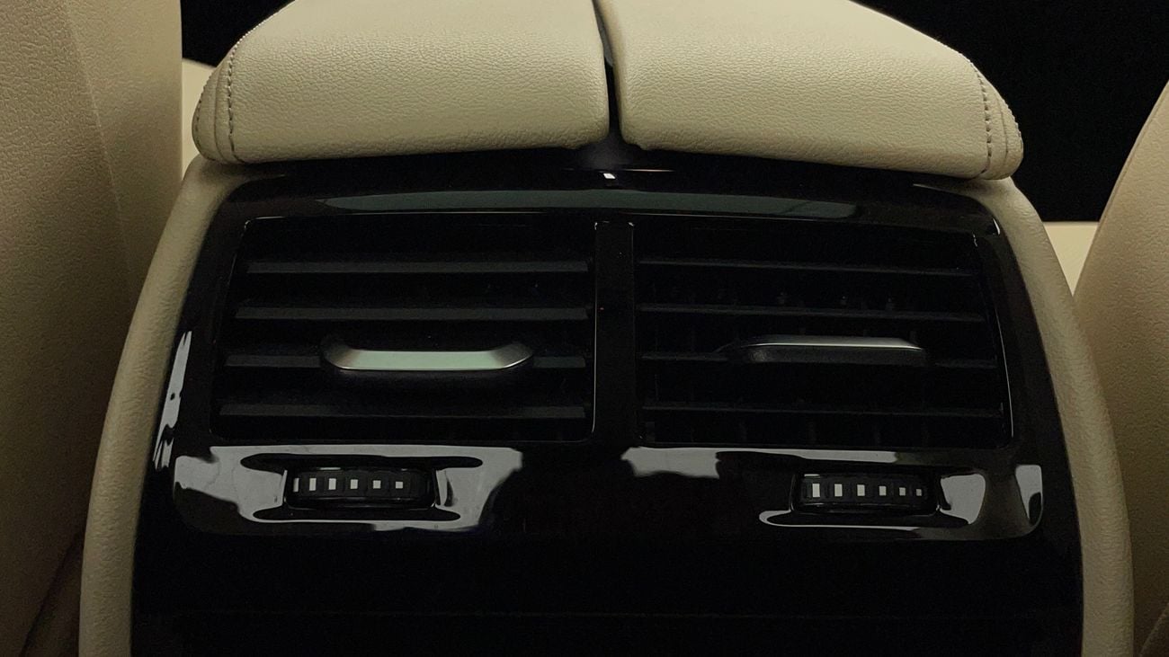 بي أم دبليو 520i JOY EDITION 2 | بدون دفعة مقدمة | اختبار القيادة في المنزل