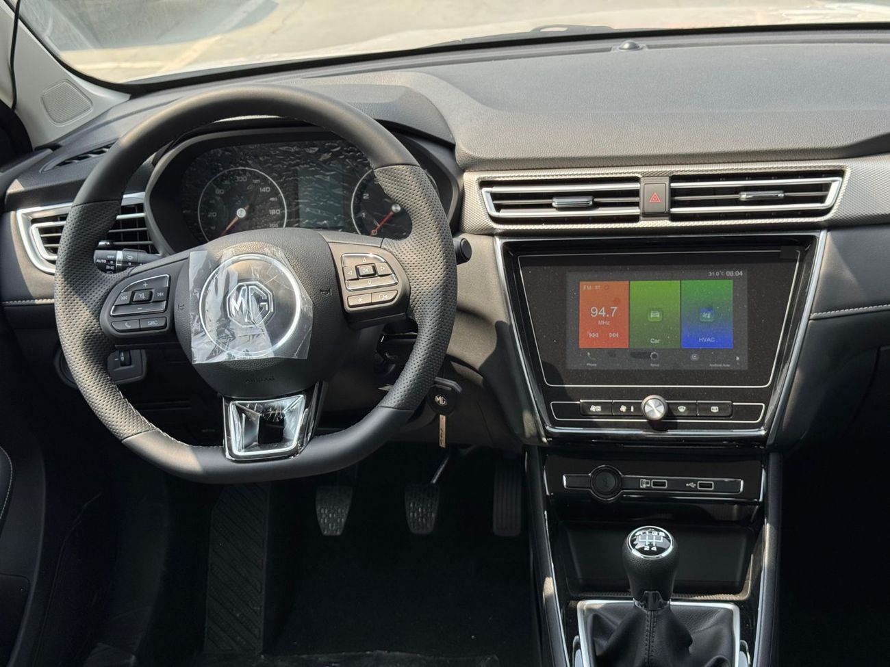 أم جي 5 STD 1.5L Petrol Manual 2025 Export Price @ 26,500 AED