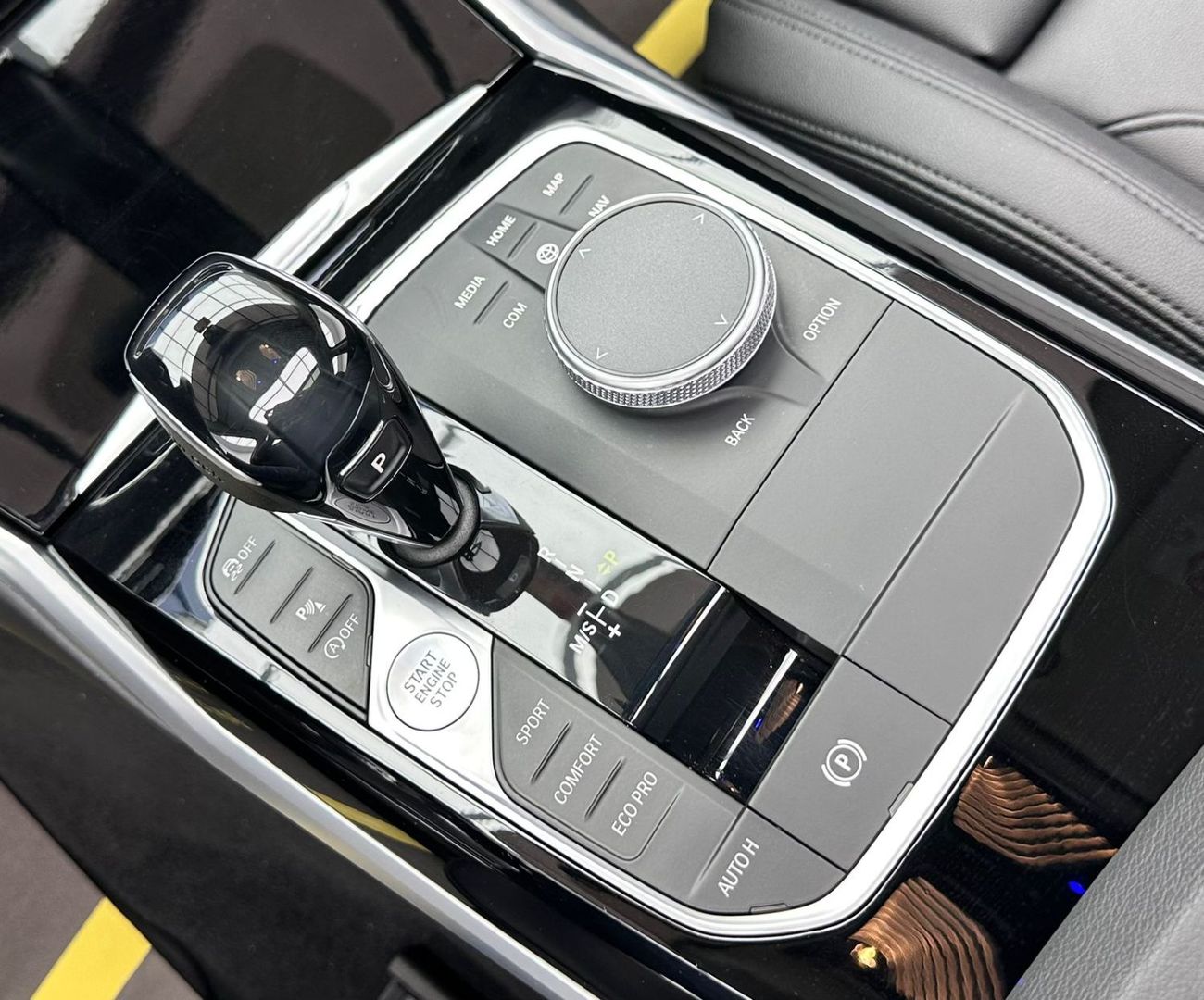 BMW 320i 2020 BMW 320i, 1 Year Unlimited KM Warranty, BMW Full Service History, GCC