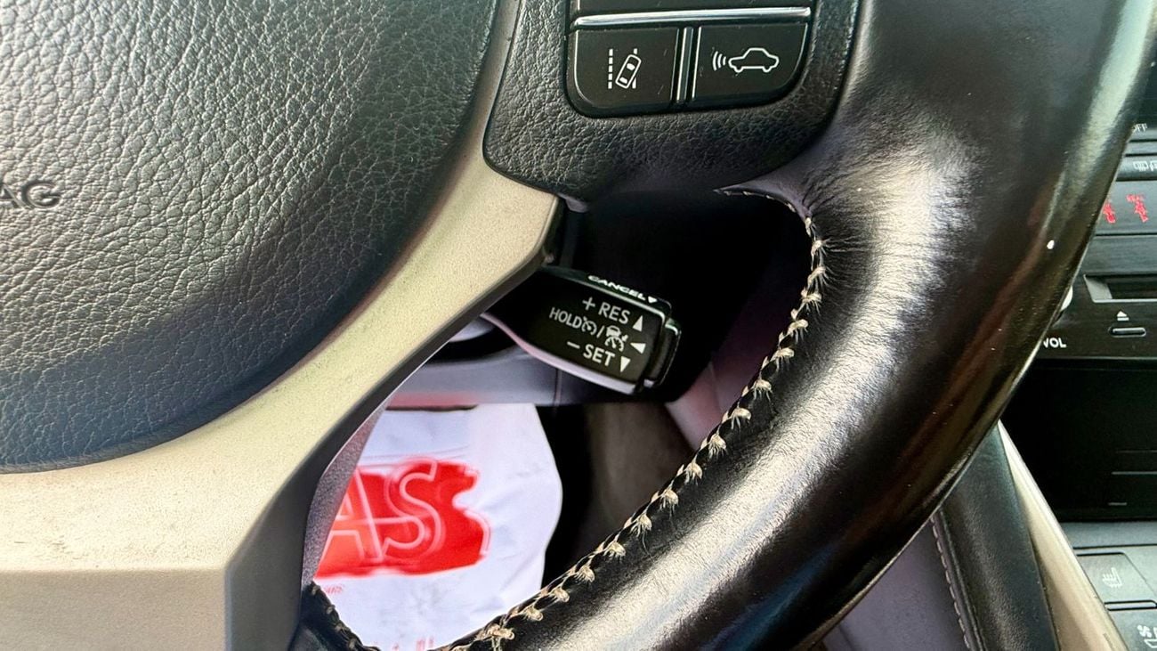 لكزس IS 300 Platinum 2.0L