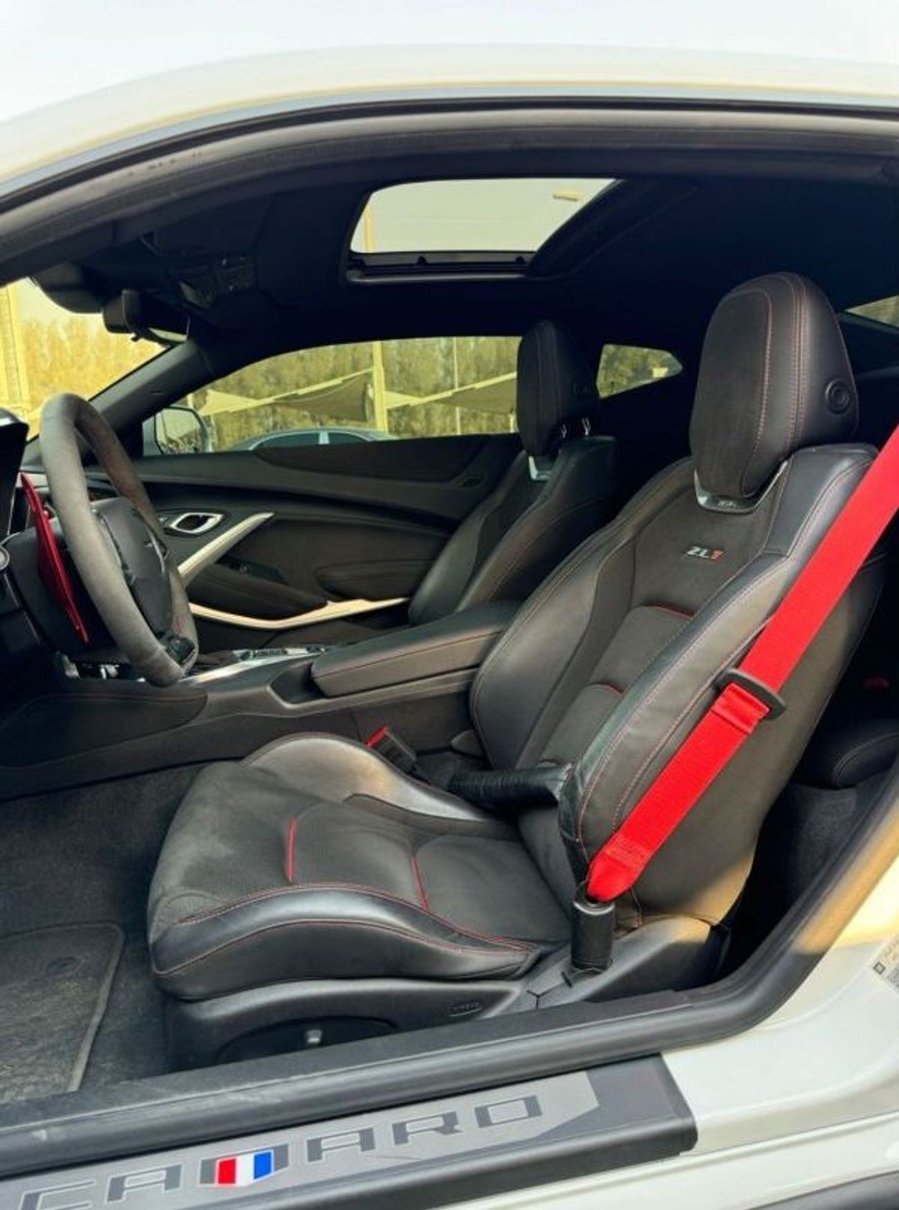 Chevrolet Camaro CHEVROLET CAMARO ZL1 GCC 2018 FULL OPTION  FULL SERVICE HISTORY