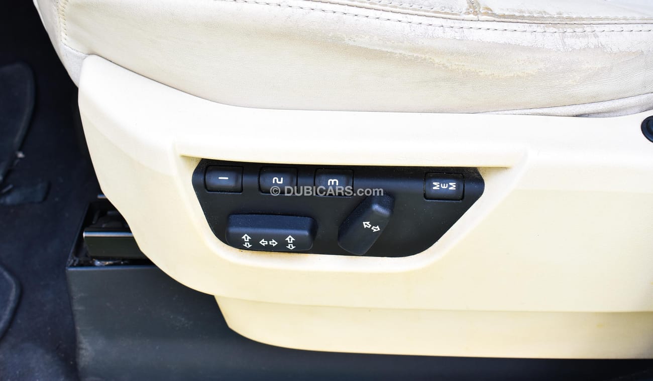 لاند روفر رينج روفر سبورت خليجى موديل 2009 فتحة جلد رنجات حساسات مثبت سرعة تحكم بحالة ممتازة