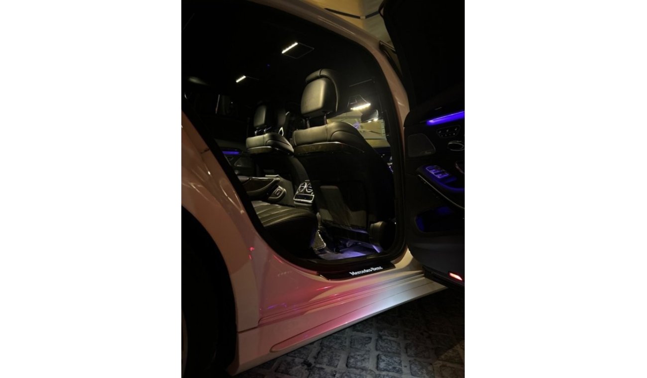 مرسيدس بنز S 550