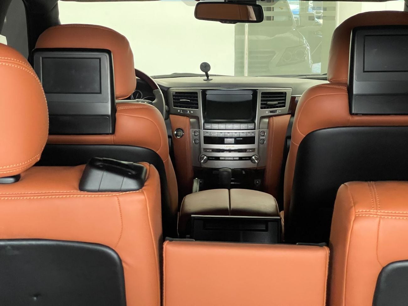 Lexus LX570 PLATINUM Prestige 5.7L