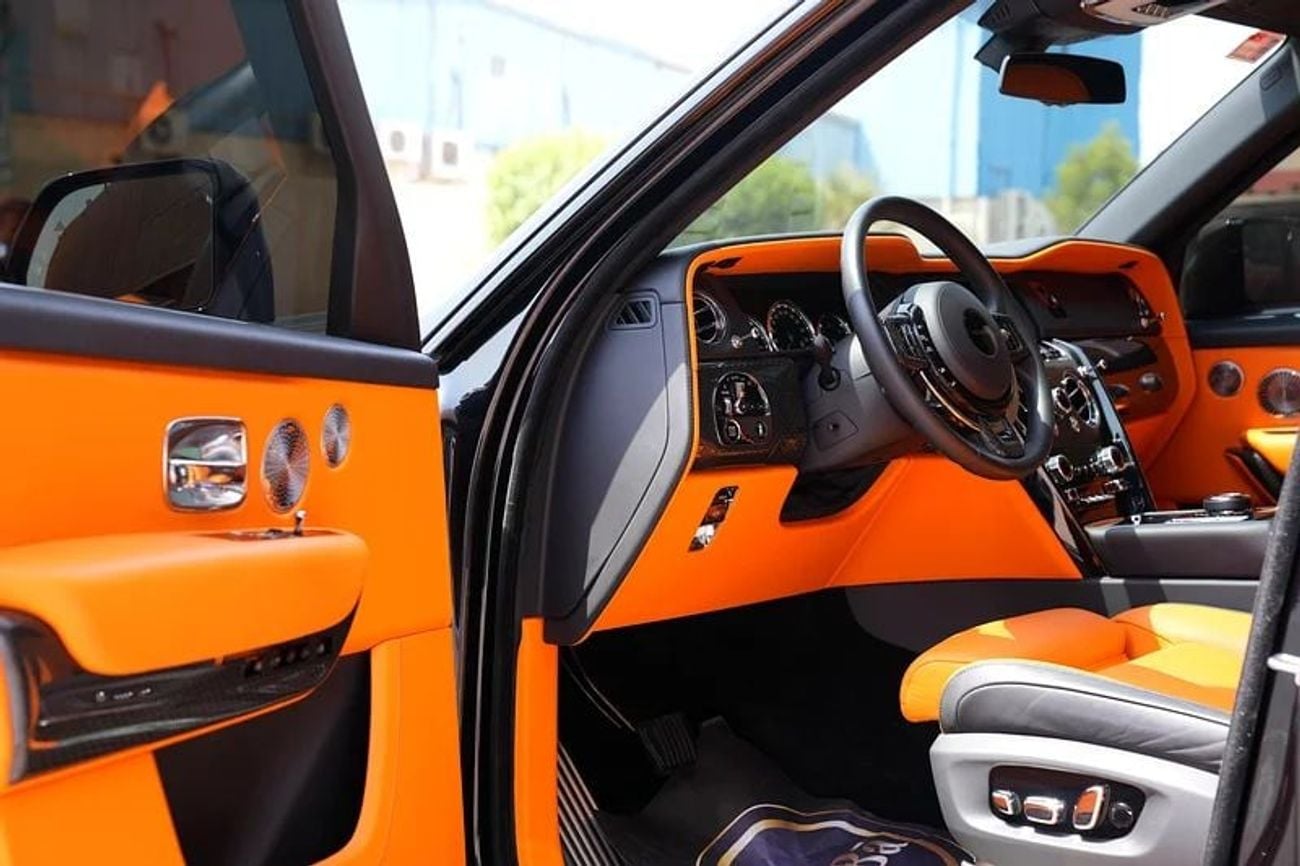 رولز رويس كولينان Rolls-Royce Cullinan Black Badge 2022