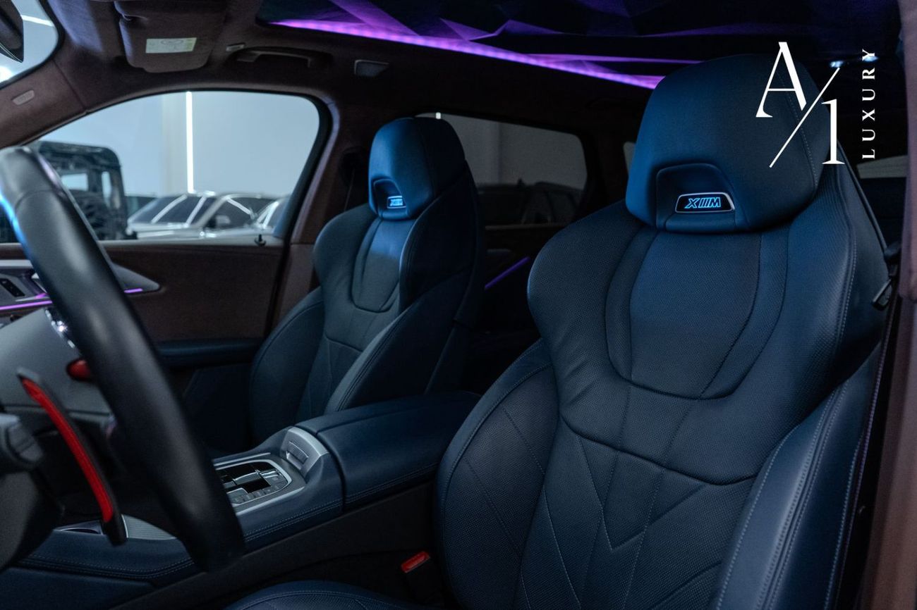 بي أم دبليو XM 2023 BMW XM, May 2027 BMW Warranty + Service Pack, Fully Loaded, Very Low Kms, GCC