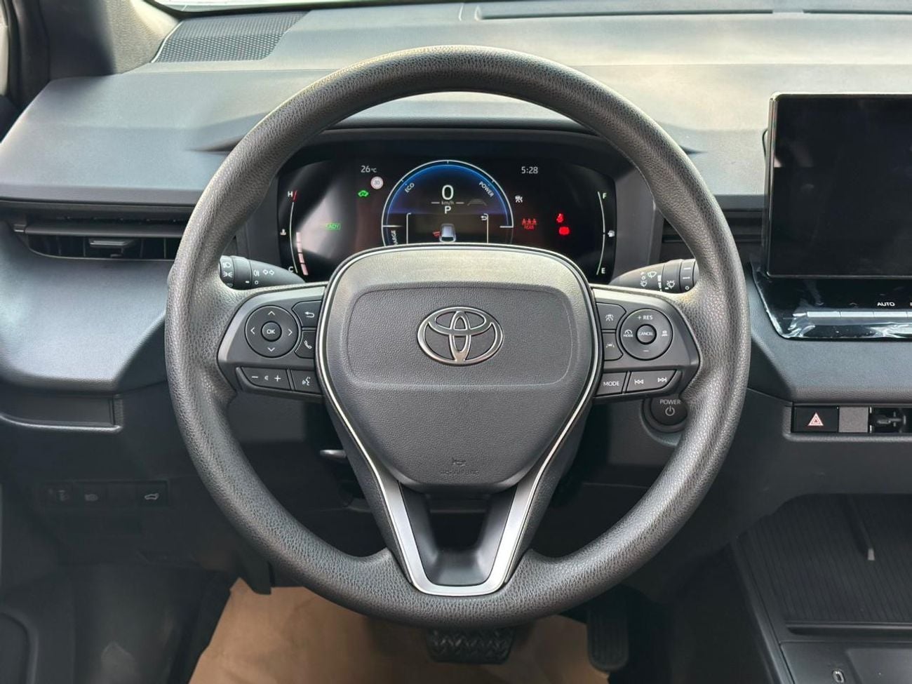 تويوتا فرونتلاندر Luxury 2.0L HYBRID FULL OPTION