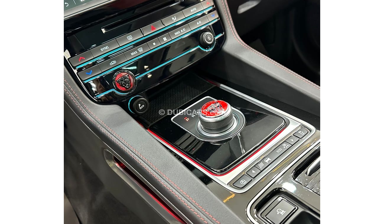 جاكوار F بيس 2018 Jaguar F-Pace R-Sport 25t, Warranty, Full Jaguar Service History, Low Kms, GCC