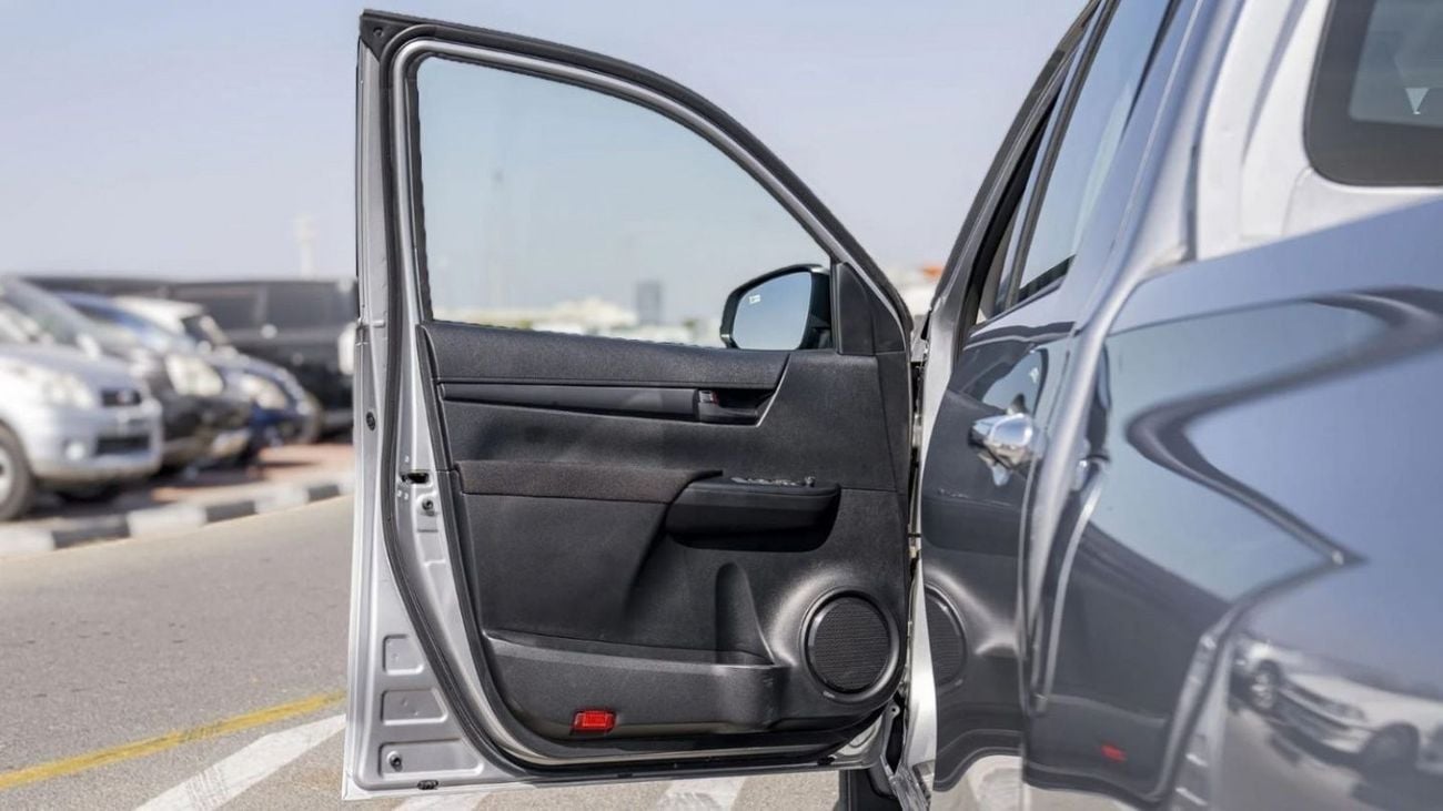 Toyota Hilux HILUX 2.4L AT