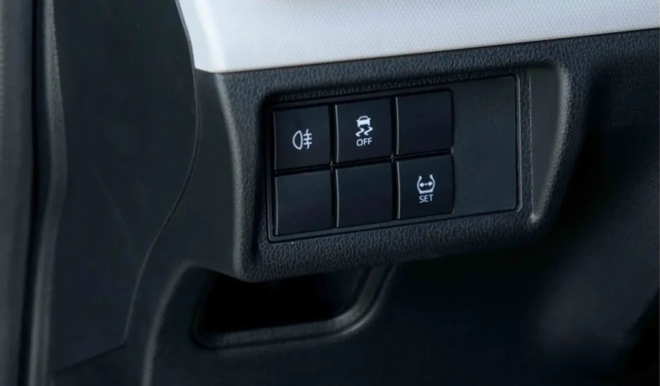 Toyota Veloz 1.5L FULL OPTION