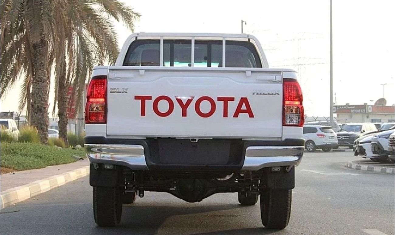 تويوتا هيلوكس 2025 DOUBLE CAB PICKUP DLX-G 2.4L DIESEL 4WD 6-SEATER MANUAL TRANSMISSION