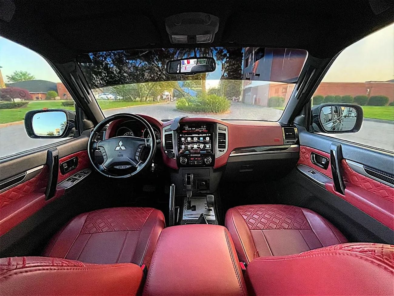 ميتسوبيشي باجيرو 1,250 EMI PM | | SIGNATURE EDITION | FULL SERVICE HISTORY | 0% DOWNPAYMENT