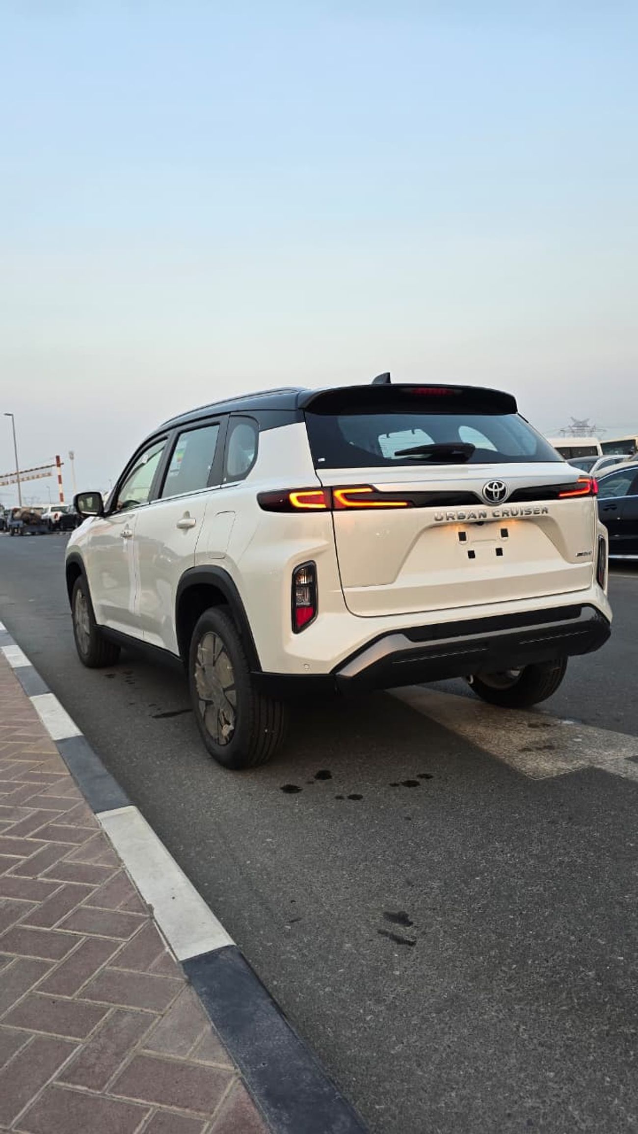 Toyota Urban Cruiser TOYOTA URBAN CRUISER YML 1.5L CUV FWD 5DOORS