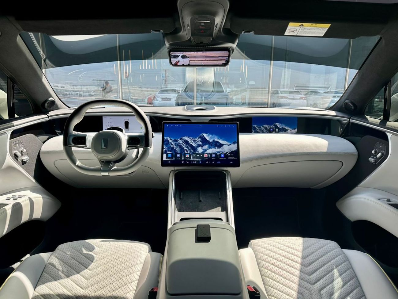 Avatr 11 Performance AWD AVATR 11 | 2023 | LONG RANGE 700KM | ULTRA FAST CHARGE ( 1910/- MONTHLY)