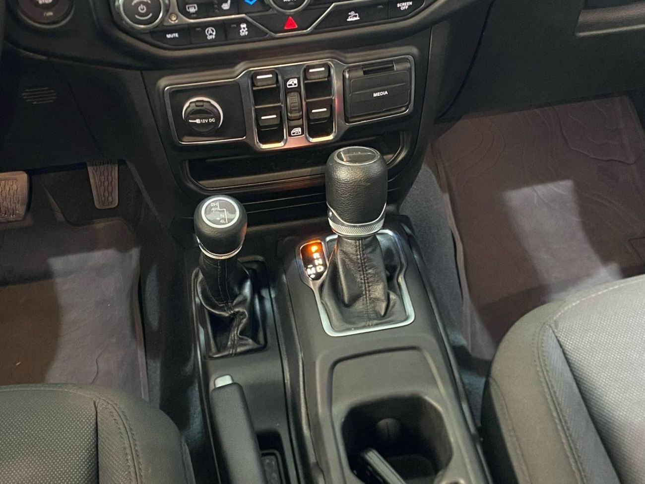 جيب جلادياتور Sahara | With Warranty