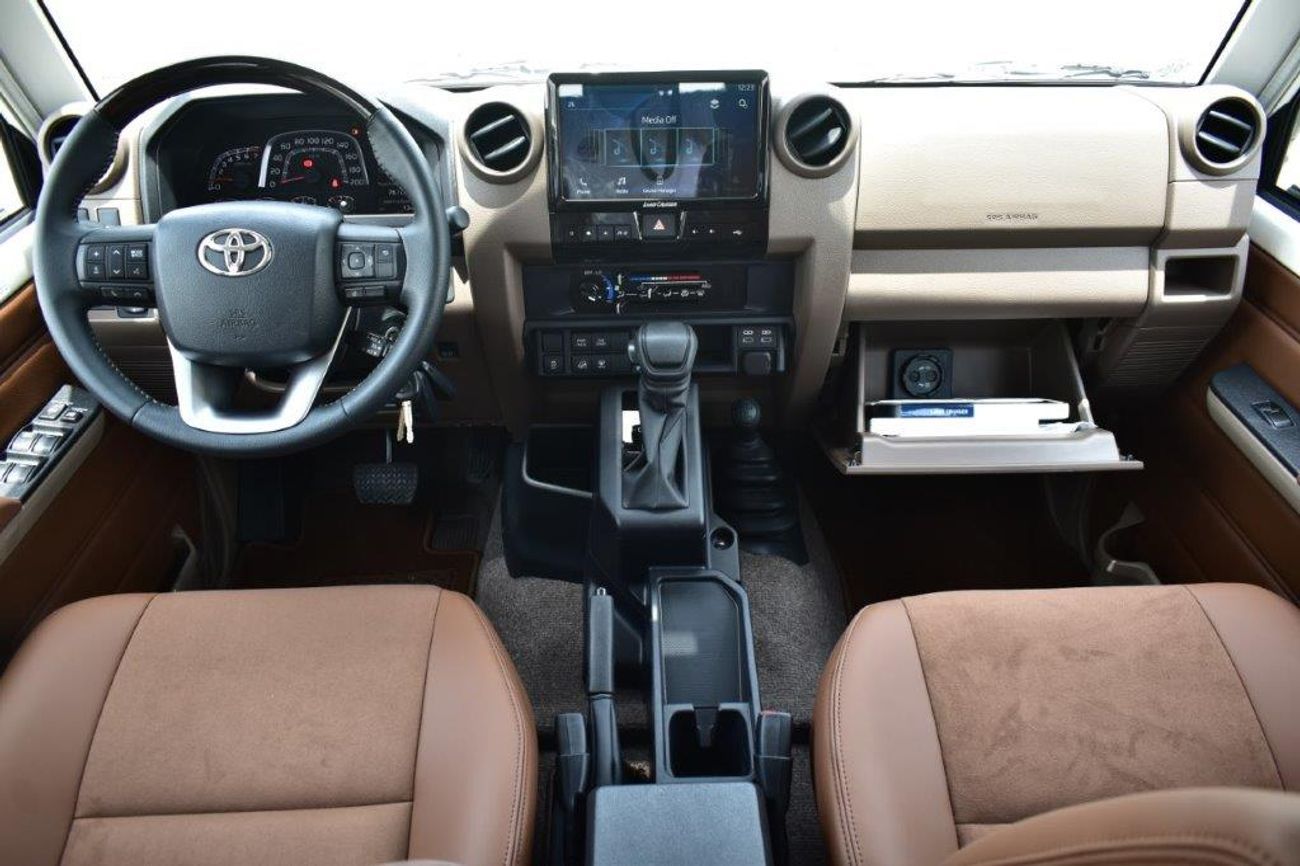 Toyota Land Cruiser 70 2025 MODEL TOYOTA LAND CRUISER 76 HARDTOP SDLX V6 4.0L PETROL 4WD 5-SEATER AUTOMATIC TRANSMISSION