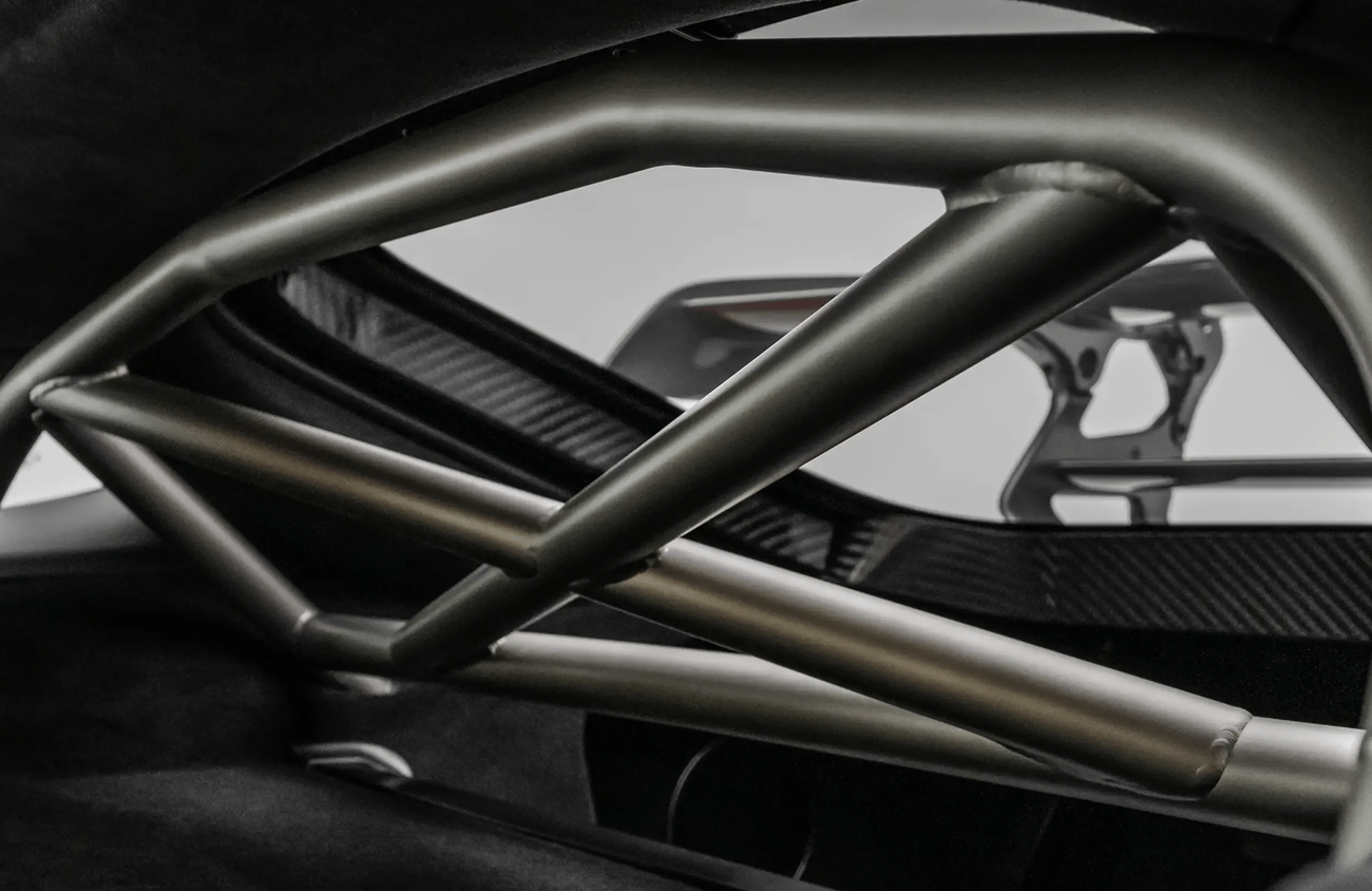 Mercedes-Benz AMG GT All-new 4.0L V8 biturbo engine