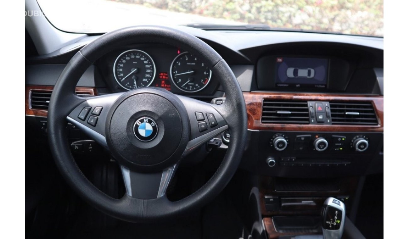 بي أم دبليو 523 BMW 523 I 2010 GCC PERFECT CONDITION