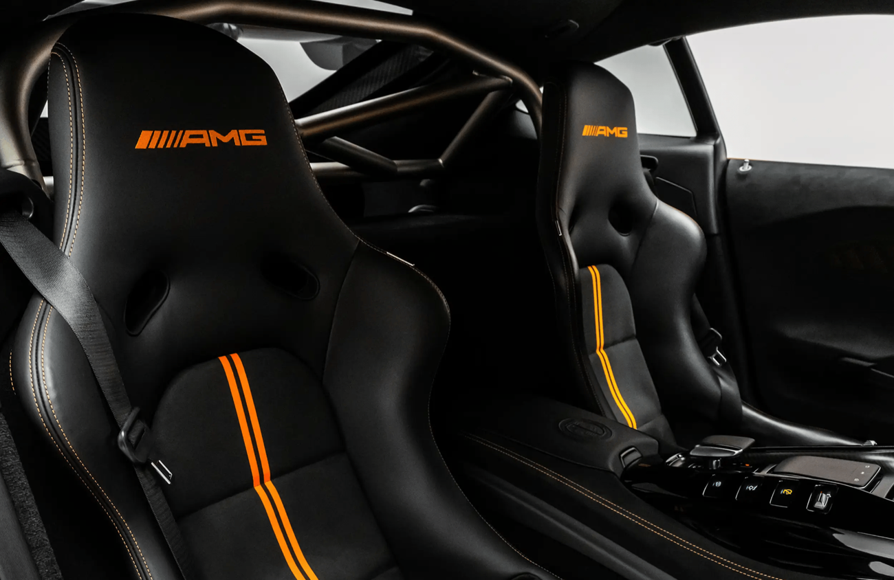 Mercedes-Benz AMG GT All-new 4.0L V8 biturbo engine