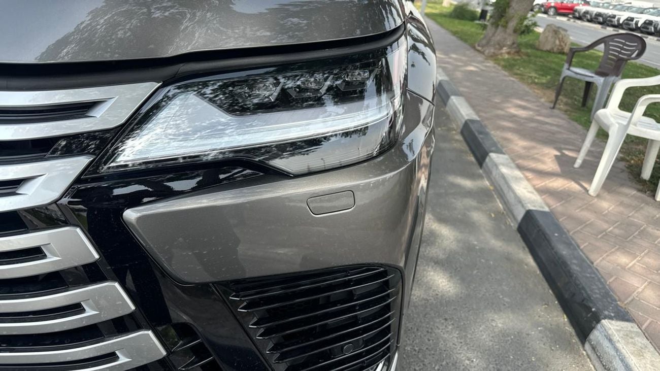 Lexus LX 600 Sports luxury model Right-Hand Drive petrol Auto Right-Hand drive