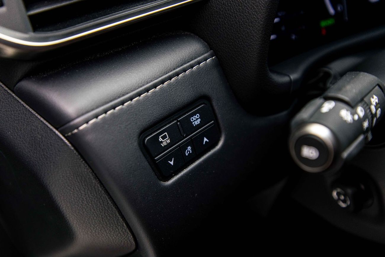 Lexus LX 700h 3.5L - Sonic Quartz Inside Crimson | Export Only