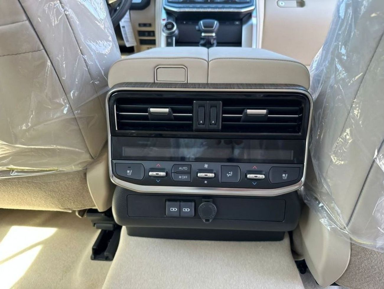 تويوتا لاند كروزر 2023 Toyota Land Cruiser 3.3L Twin Turbo Diesel Automatic Zero KM