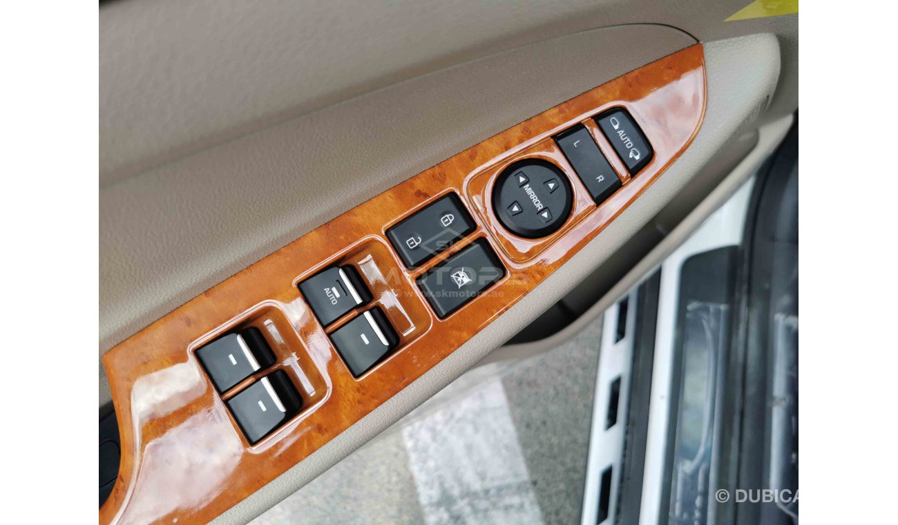 هيونداي توسون 2.0L, FULL OPTION, Special LED Headlights, Leather Seats, Driver Power Seat (CODE # HTS01)