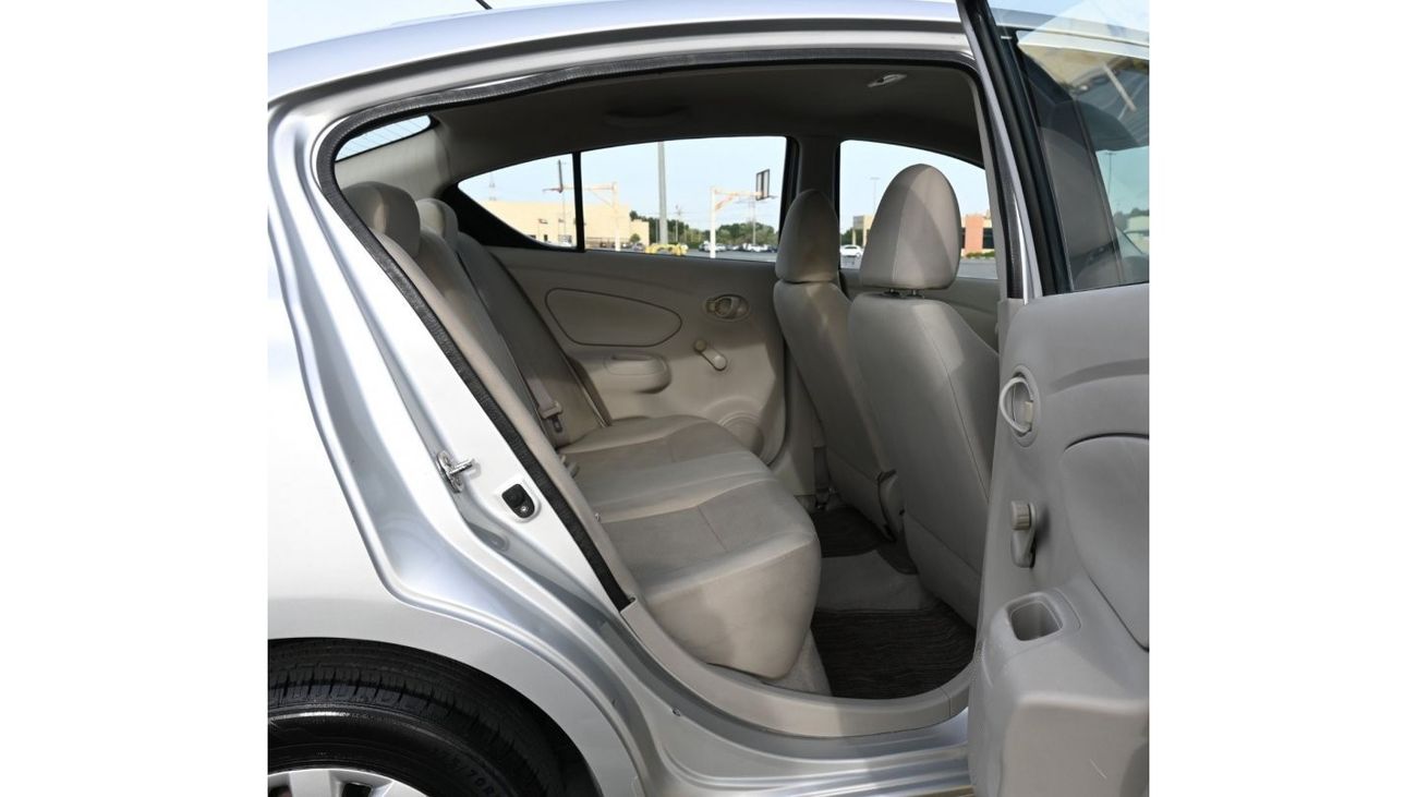 نيسان صني SV نيسان صني 2019 خليجي بحالة ممتازة بدون حوداث