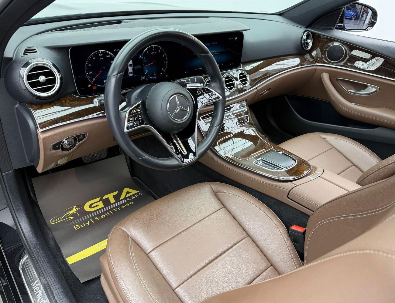 مرسيدس بنز E300 Premium 2.0L 2021 Mercedes Benz E300, 2027 Mercedes Warranty, Full Mercedes Service History, Low Km,