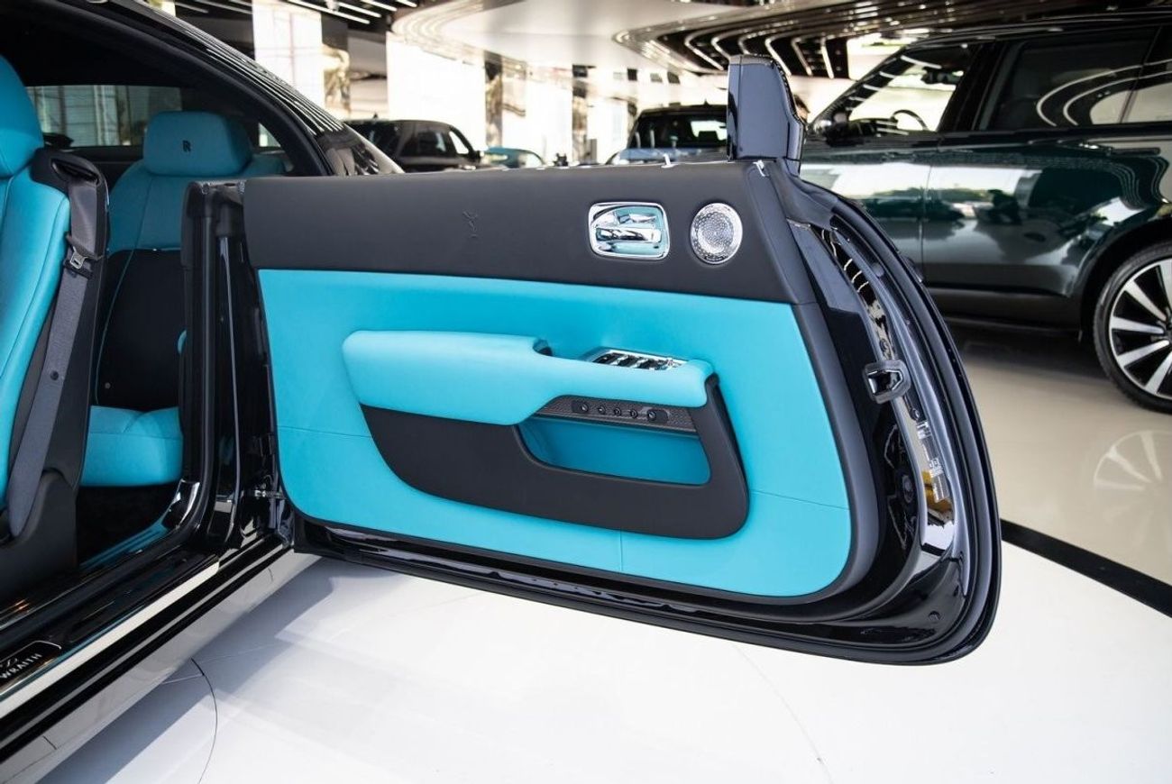 Rolls-Royce Wraith BLACK BADGE