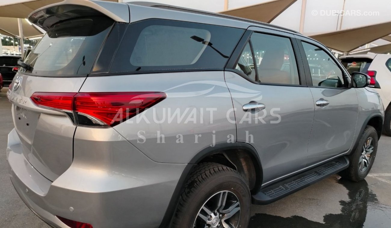 Toyota Fortuner 2.7 v4 petrol 2023