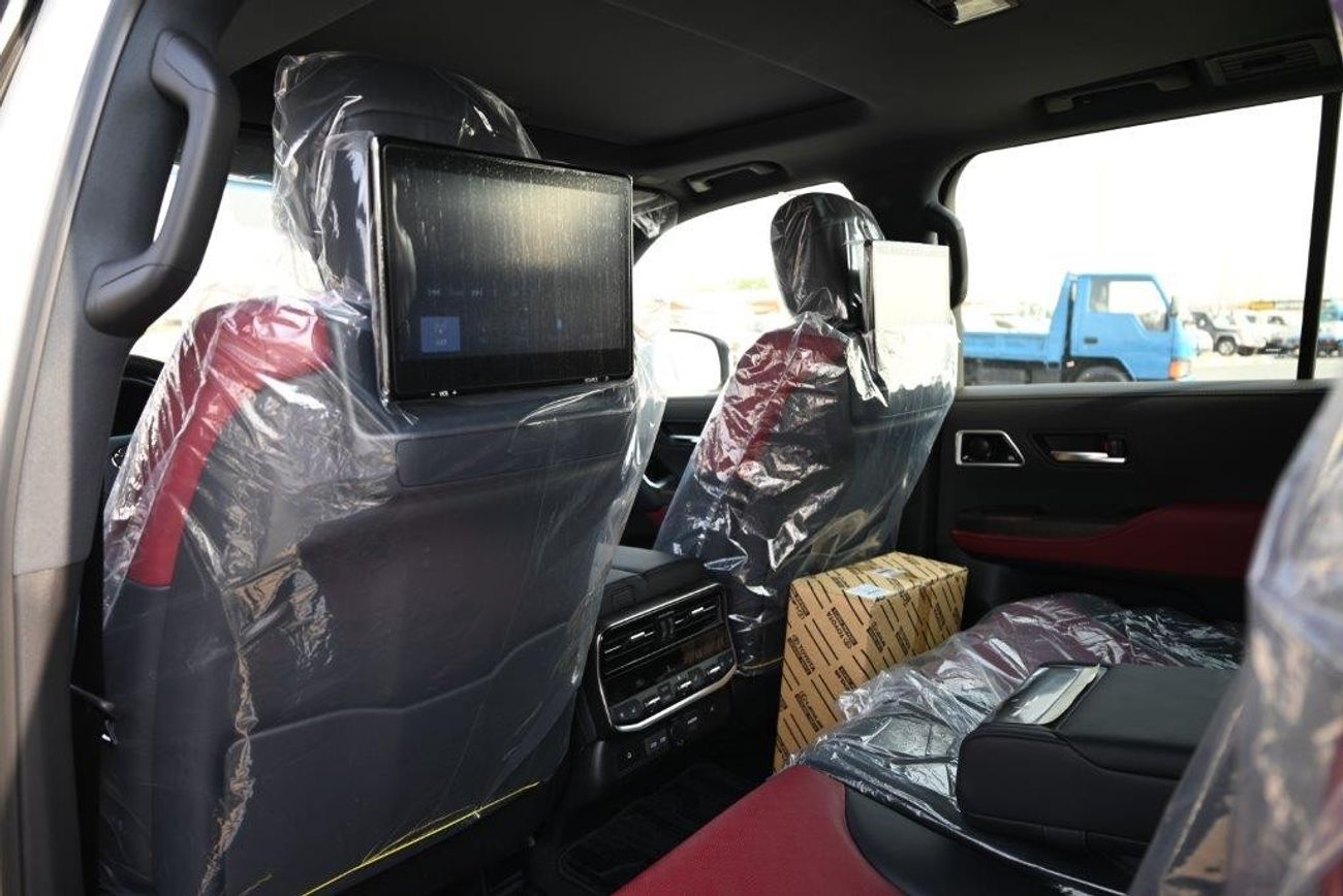 تويوتا لاند كروزر 300 VXR V6 3.3L DIESEL  7 SEAT AUTOMATIC