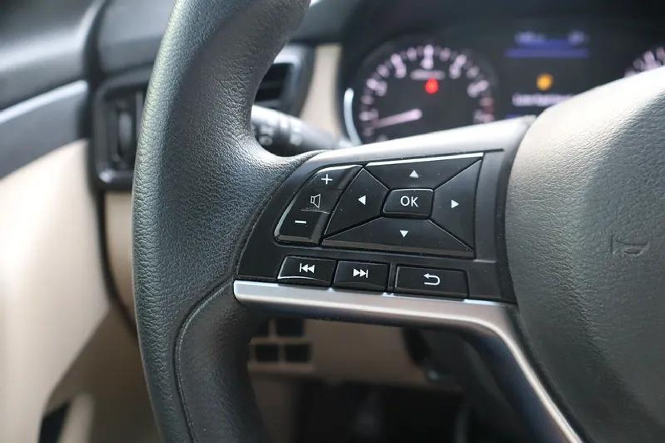 Nissan XTrail S 2.5L (169 HP) FWD (5 Seater)