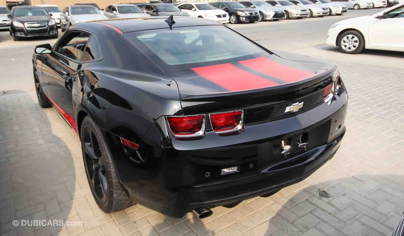 Chevrolet Camaro RS