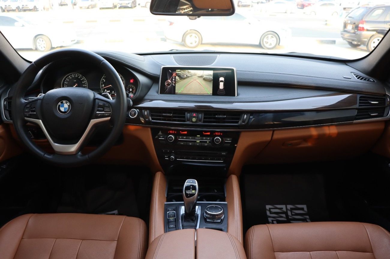 BMW X6 35i Executive 3.0L BMW X6 X-Drive 35i / GCC / 2016 / Free Accident / First Owner / 85,000KM