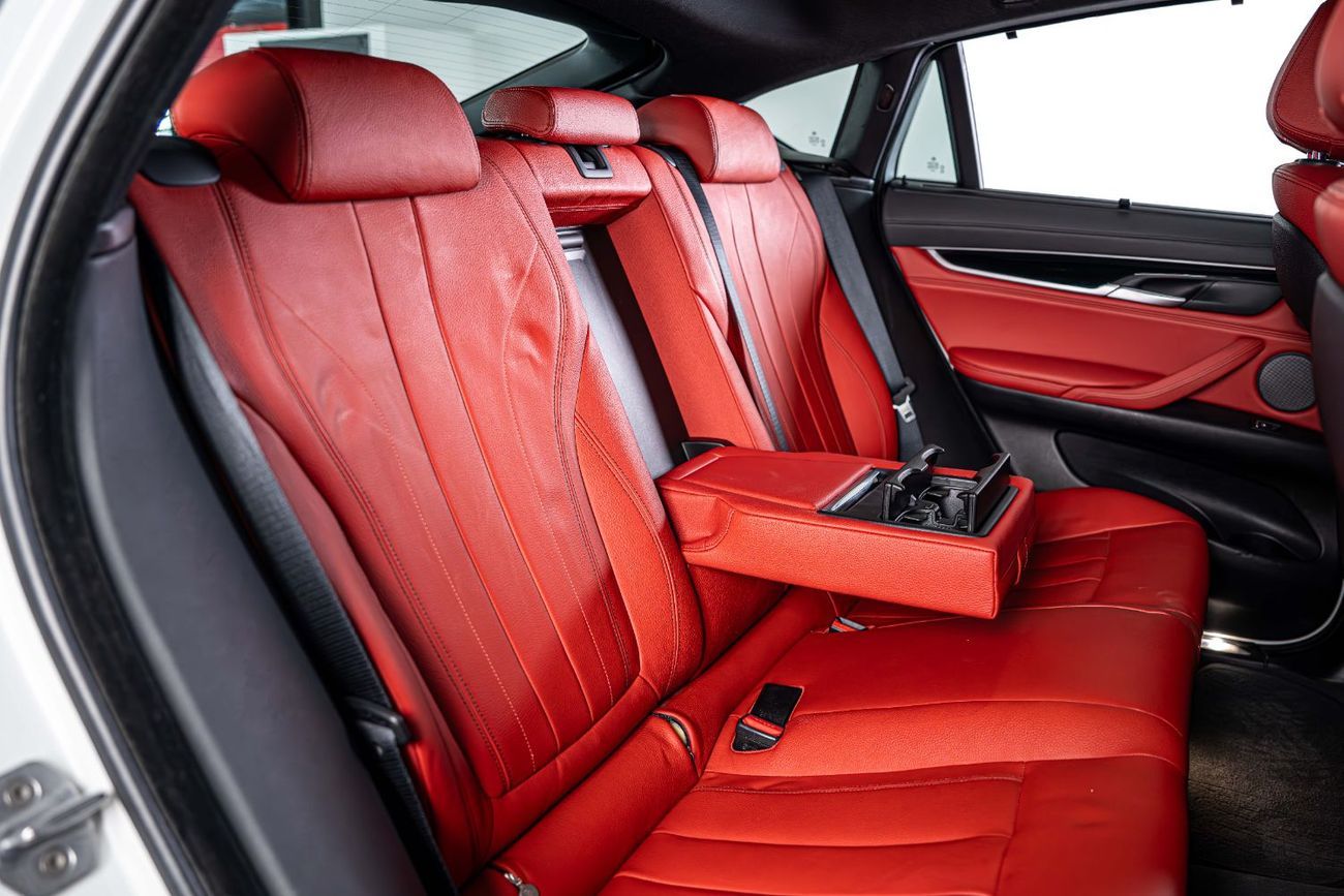 BMW X6 35i M Sport 3.0L X-Drive-MSport-GCC-Pearl White-Premium Red Leather Interior-M Sports Seats