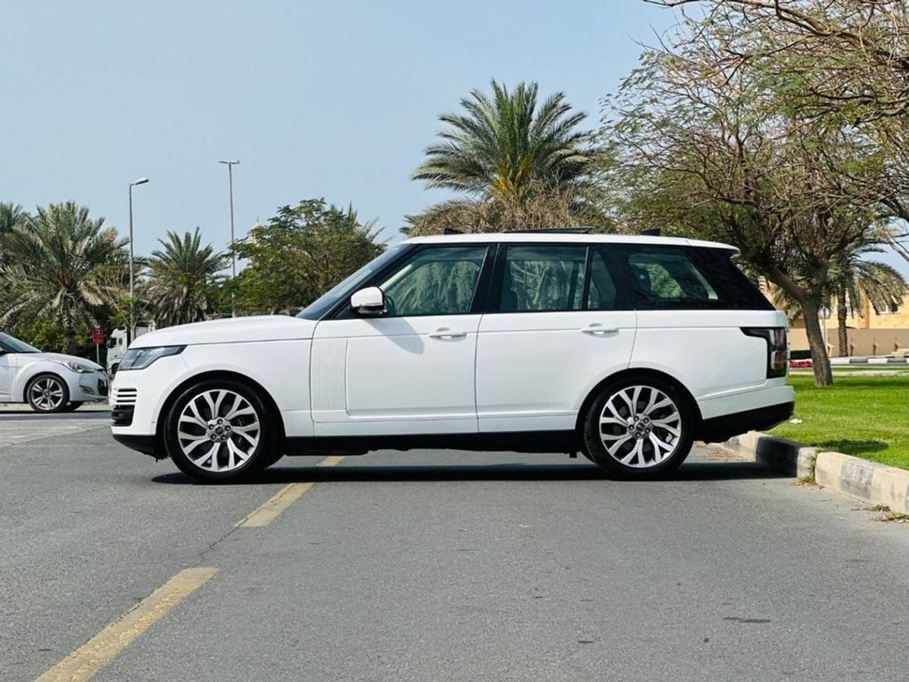 Land Rover Range Rover HSE 3.0L (375 HP)