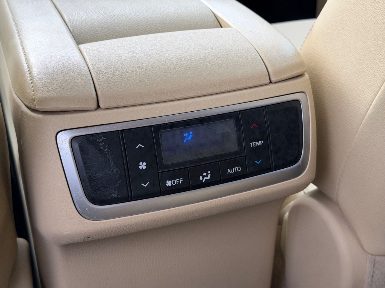 Toyota Highlander 2018 TOYOTA HIGHLANDER XLE HYBRID FULL OPTIONS IMPORTED FROM USA