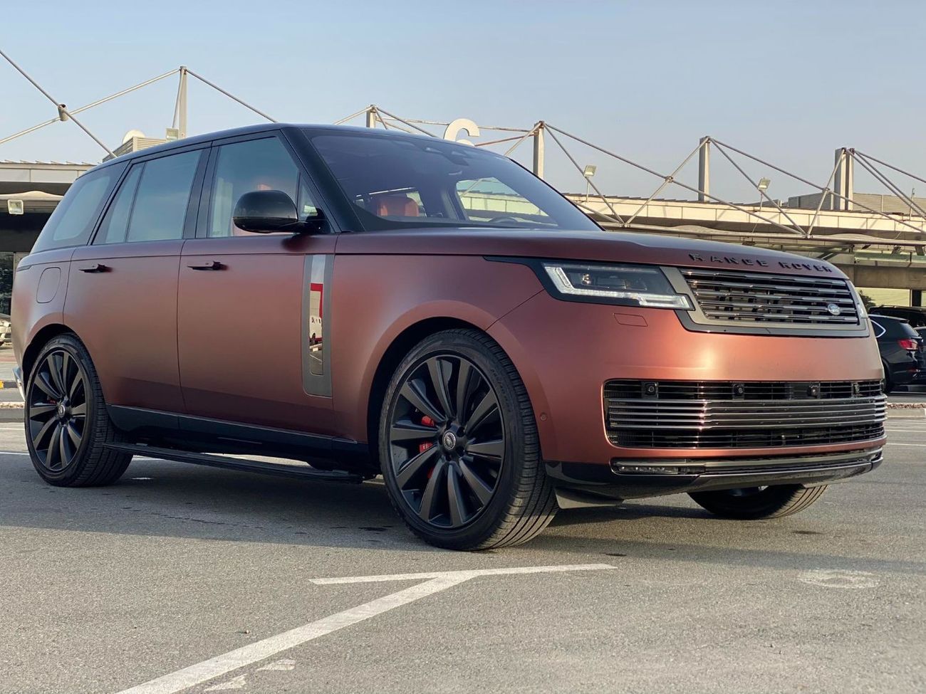 New Land Rover Range Rover GCC SPEC UNDER WARRANTY AND SERVICE 2023 for ...