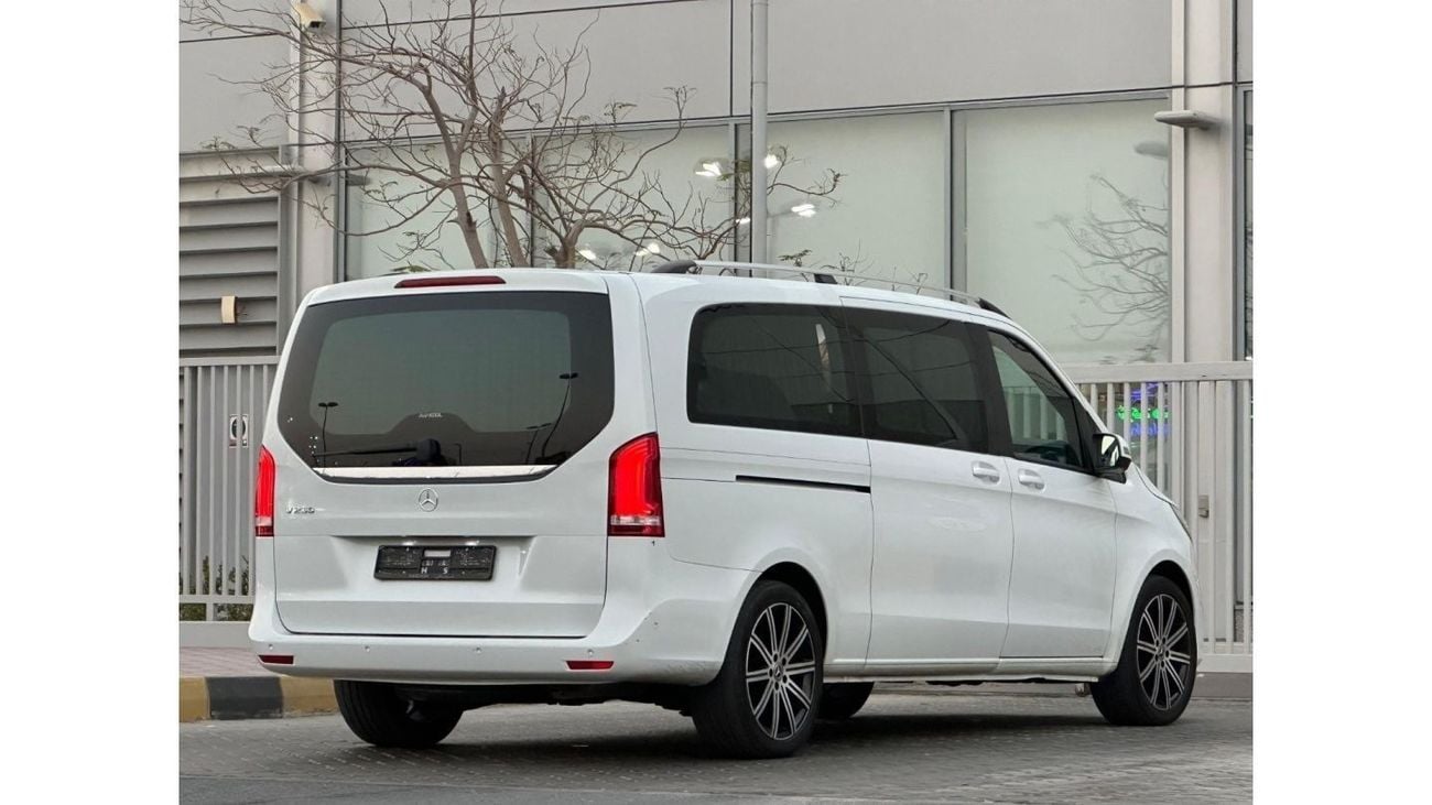 Mercedes-Benz V 250 Avantgarde MERCEDES V-250 2020 GCC VIP SEATS // PERFECT CONDITION IN SIDE AND OUT SIDE