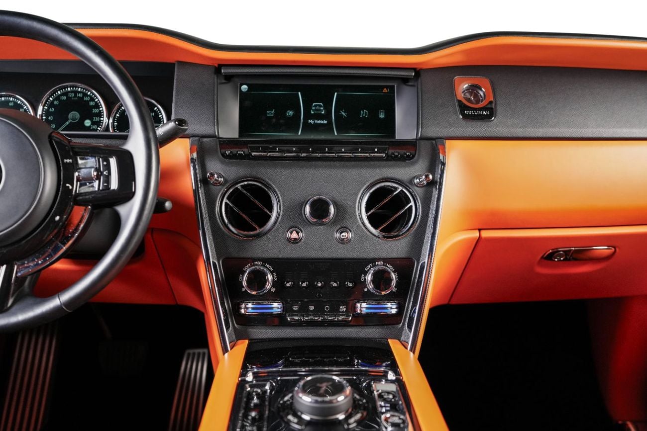 رولز رويس كولينان Facelift 2025-VIP Seats