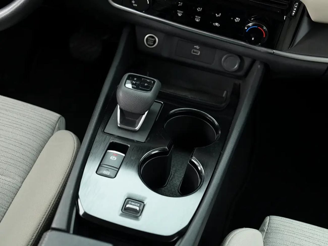 Nissan X Trail S GCC Specs Low Mileage