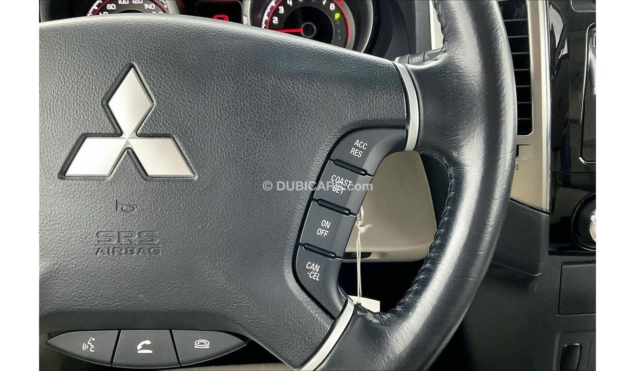 ميتسوبيشي باجيرو GLS Midline w/sunroof