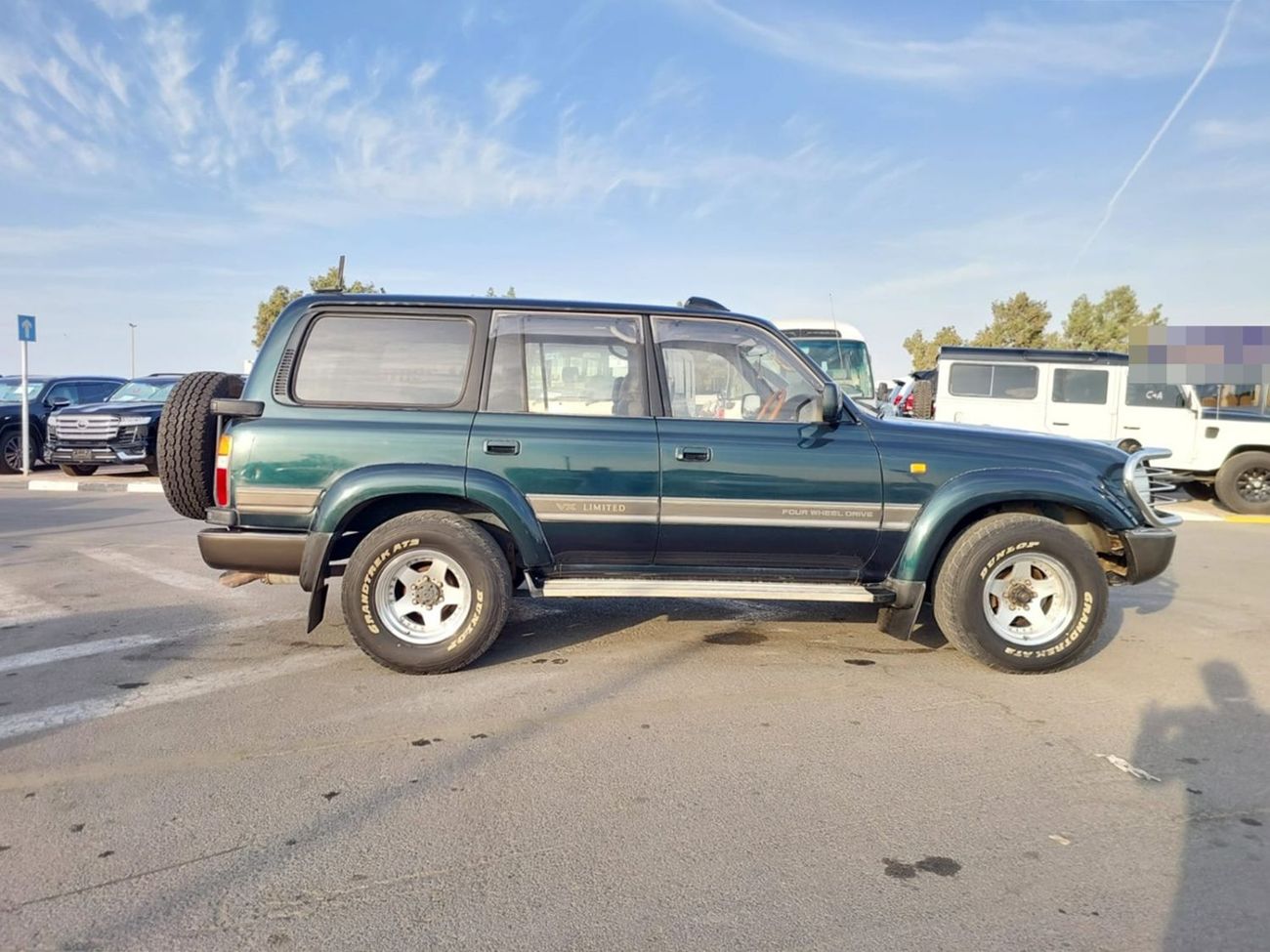 Toyota Land Cruiser TOYOTA LAND CRUISER SUV RHD 1994 MODEL 4.1 L DIESEL AUTOMATIC(PM02812)